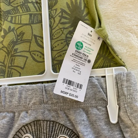 Carters onsie and shorts set - Picture 5 of 5